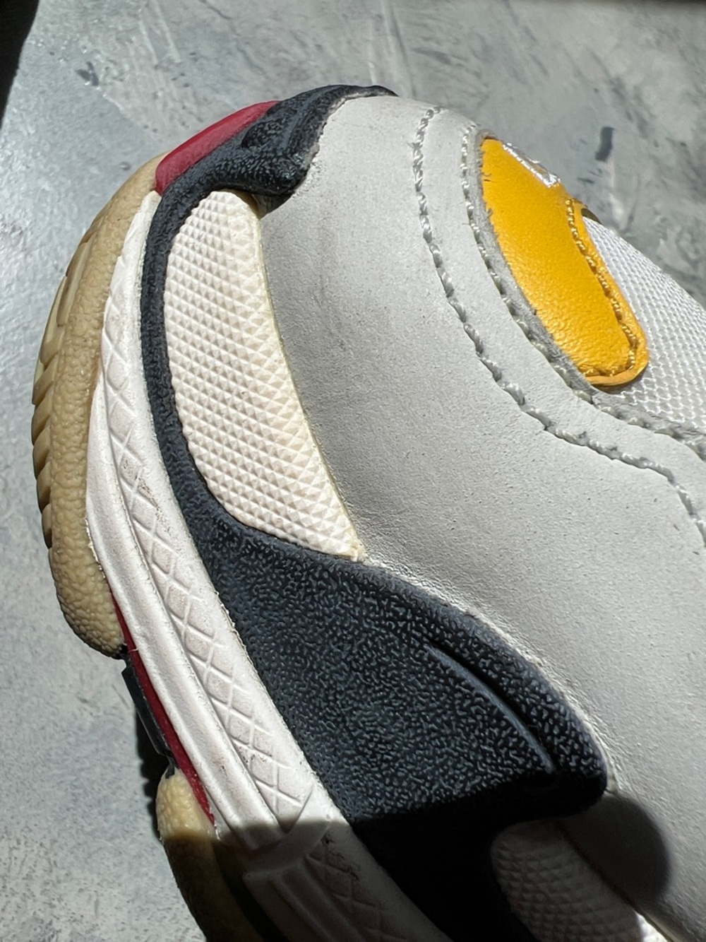 Balenciaga Triple S Sneakers - Multi-Color. - Picture 7 of 13
